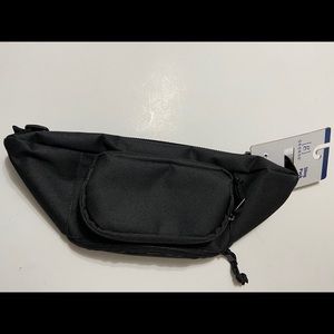 Sling pack with adjustable belt
